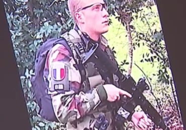 Bataille d'Azov : Un militaire français se fait taper sur les doigts en… France pour avoir révélé des crimes de guerre ukrainiens