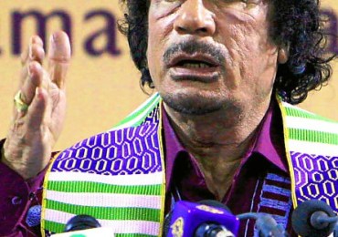 Assassinat épouvantable de Mouammar Kadhafi : Comment l’OTAN et la France ont eu le "Guide" libyen à travers son téléphone portable (Les 7 du Québec)
